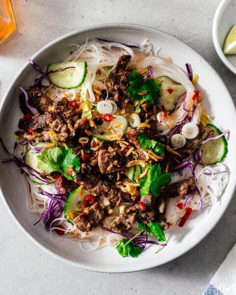 Bún Bò Xã Ớt - Vietnamese Lemongrass Beef Recipe | www.iamafoodblog.com