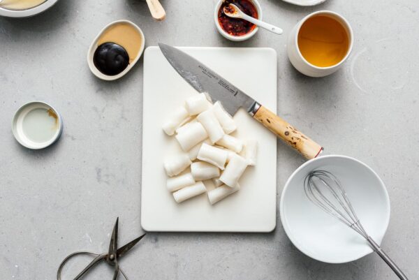 making rice noodle rolls | www.iamafoodblog.com