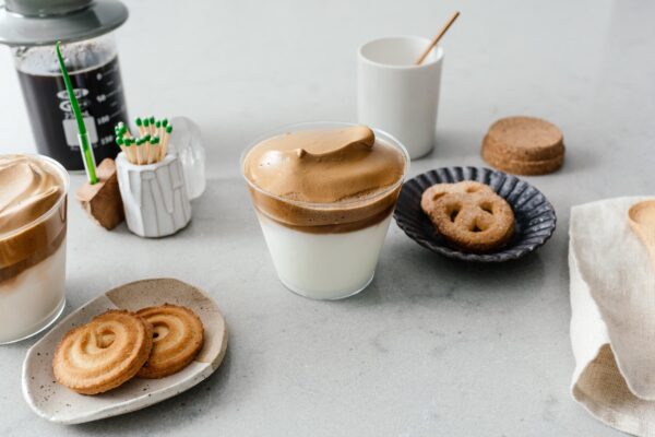 dalgona coffee recipe | www.iamafoodblog.com